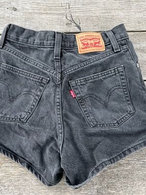 Levi’s Shorts Black Jeans with Size W25 Tag